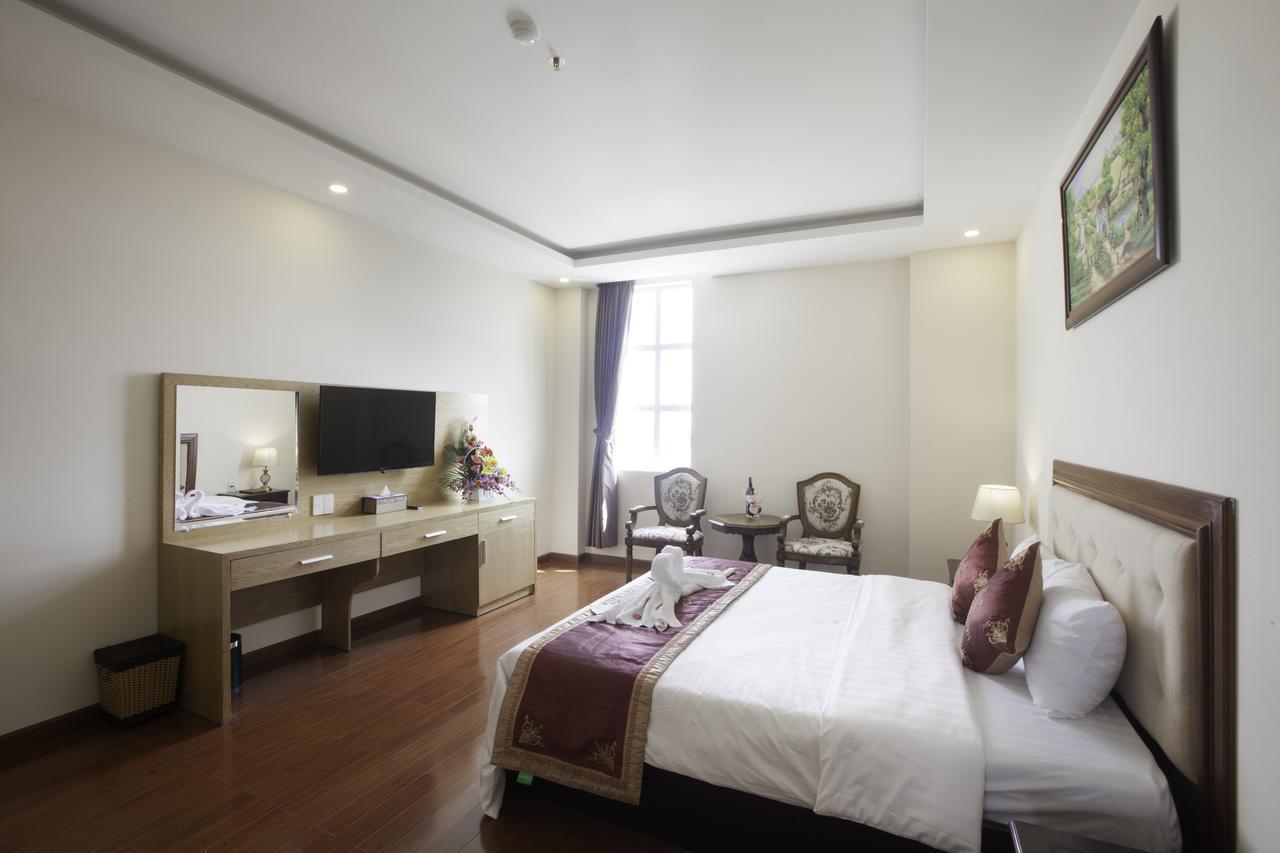 Khanh Linh Hotel เปลกู ภายนอก รูปภาพ
