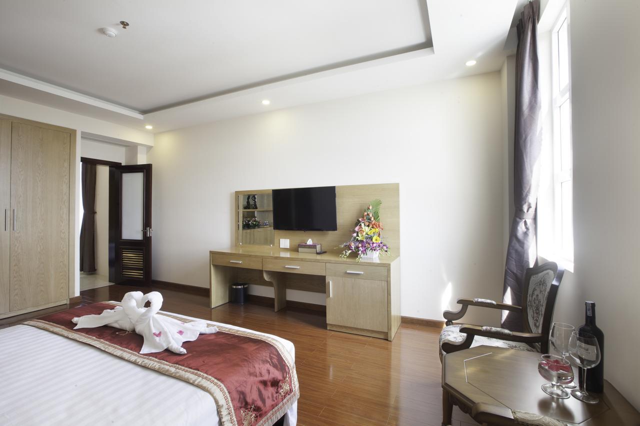 Khanh Linh Hotel เปลกู ภายนอก รูปภาพ