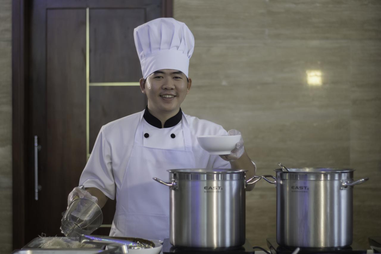 Khanh Linh Hotel เปลกู ภายนอก รูปภาพ