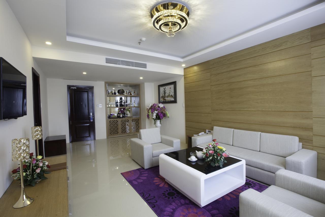 Khanh Linh Hotel เปลกู ภายนอก รูปภาพ